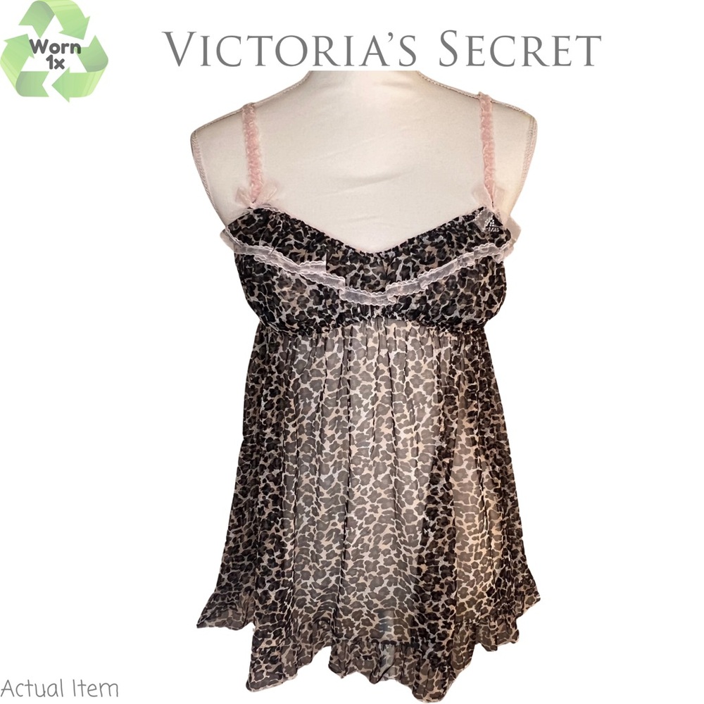 Victoria’s Secret Pink and Leopard Bling Bow Slip Size Large